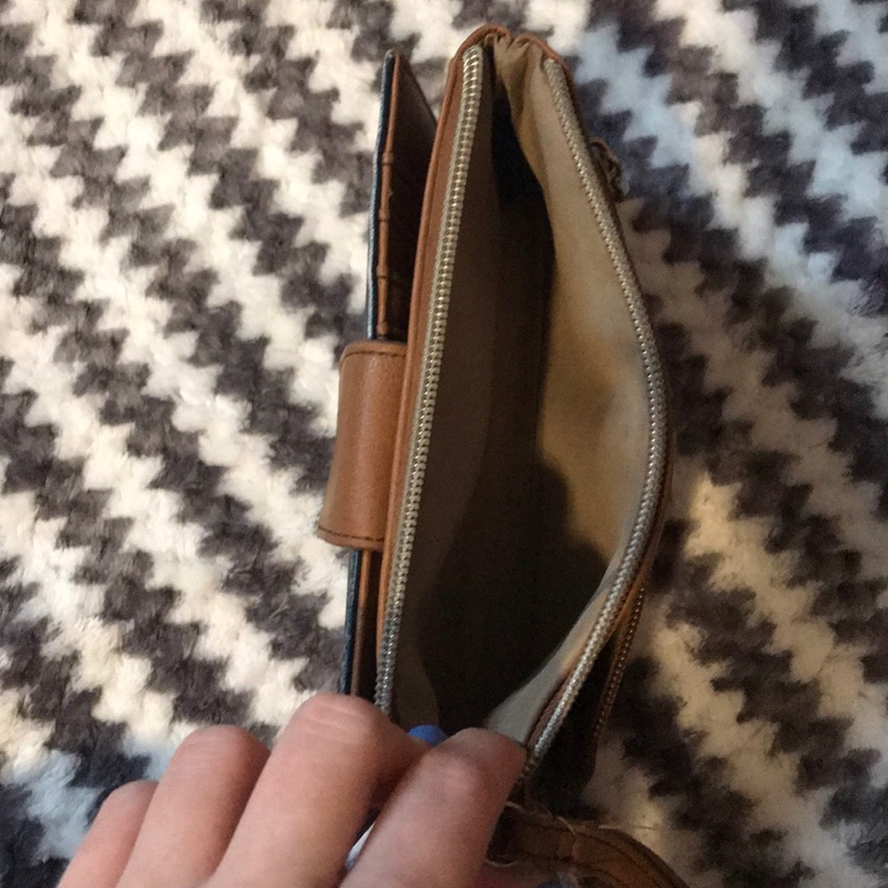 Relic Wallet - Picture 3 of 5